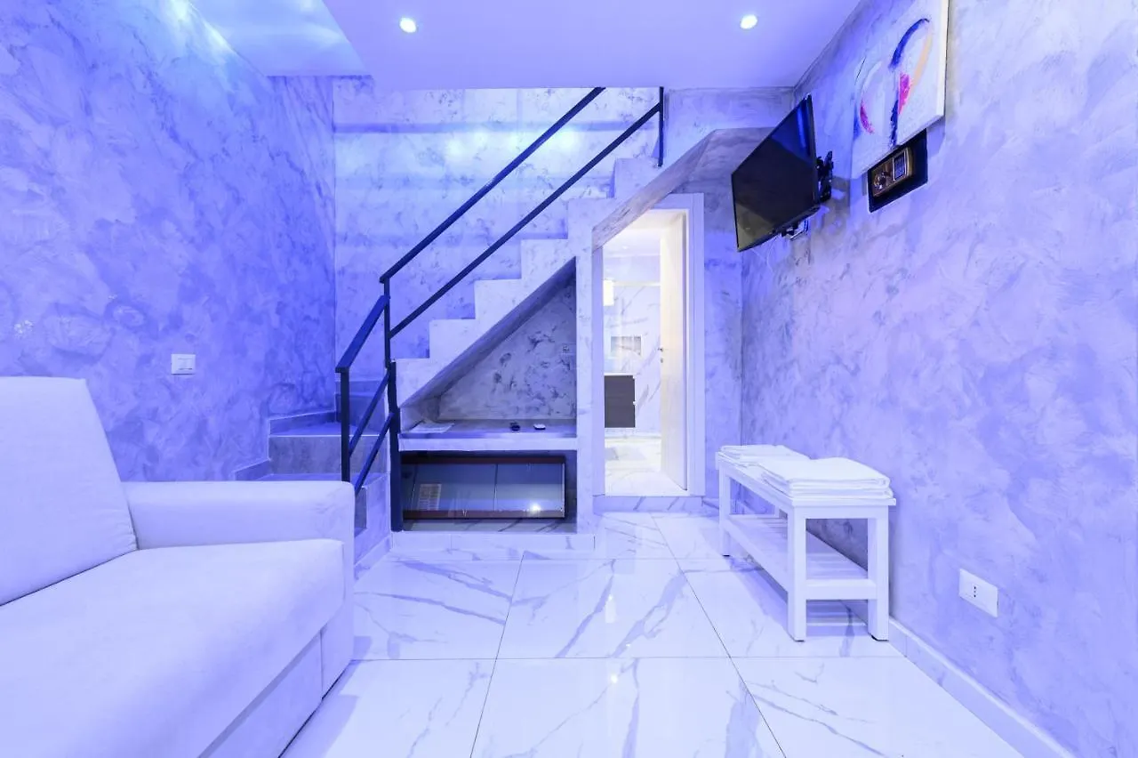 La Magnifica Napoli Apartments White House